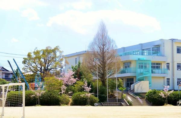 豊田市白山町七曲の中古一戸建て(豊田市立小清水小学校)