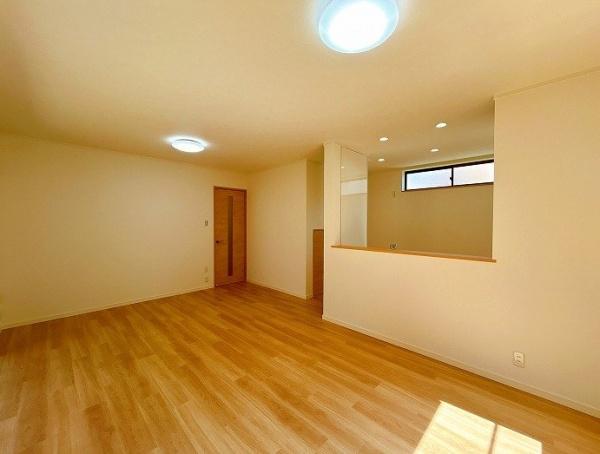 豊田市丸根町3丁目　中古住宅