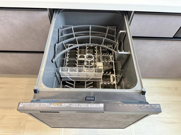 西尾市米津町01期全6棟3号棟　新築戸建て