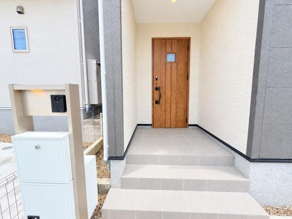 西尾市米津町01期全6棟5号棟　新築戸建て
