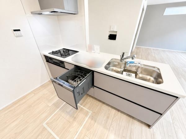 西尾市米津町01期全6棟5号棟　新築戸建て