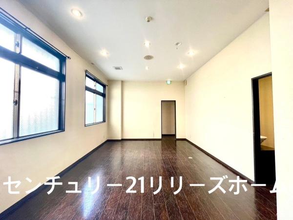 サンハイツ比嘉1階