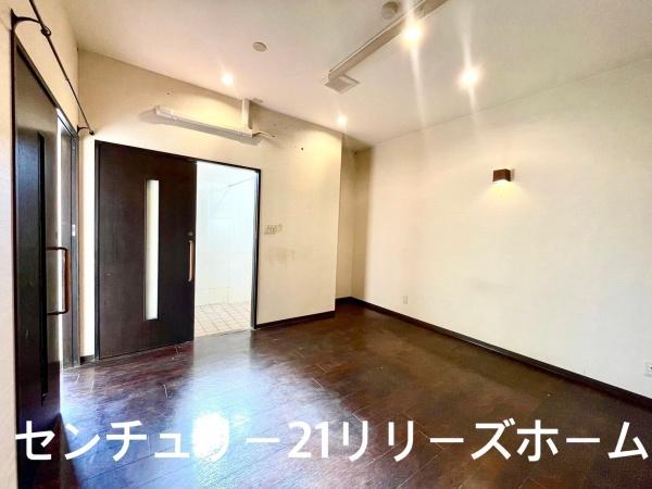 サンハイツ比嘉1階