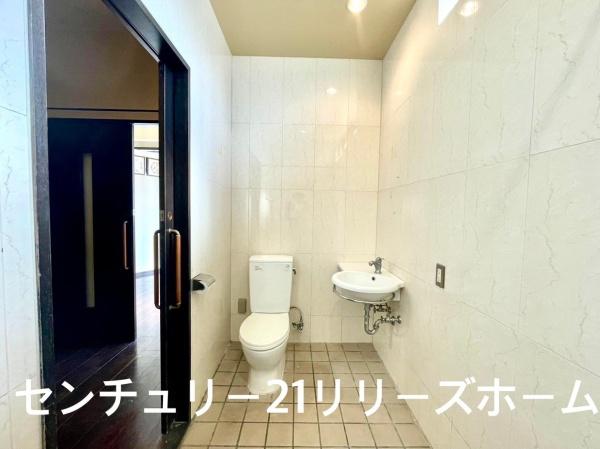 サンハイツ比嘉1階