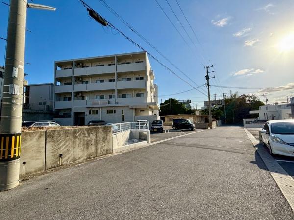 宜野湾市字佐真下の土地