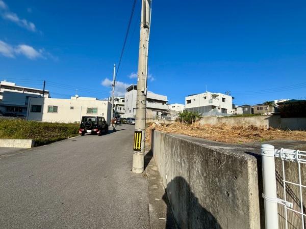 宜野湾市字佐真下の土地