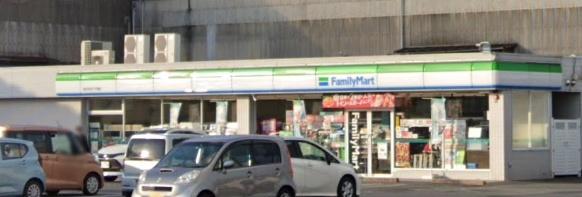 タマタウン小古曽 2号棟(ファミリーマート四日市おごそ東店)