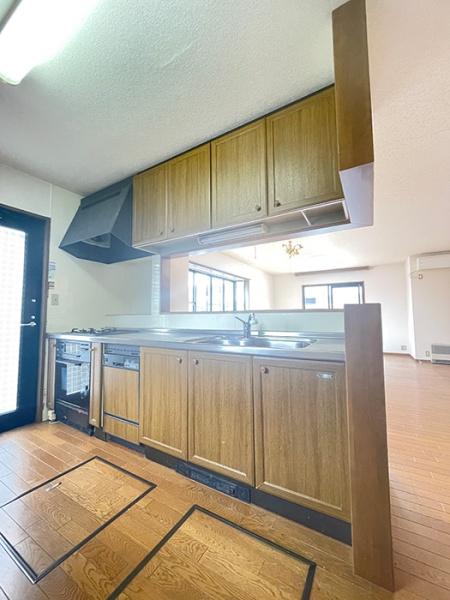 四日市市三滝台４丁目の中古一戸建て