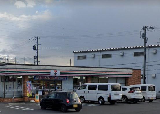 トレステージ釆女町Ⅱ　５号地(セブンイレブン四日市小古曽東店)