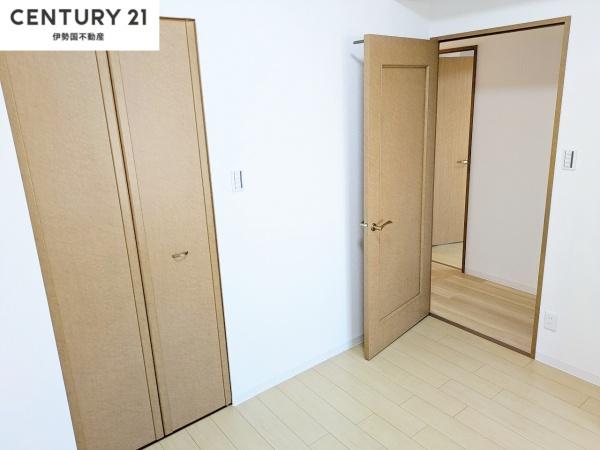 バンベール芝田Ⅱ(収納)