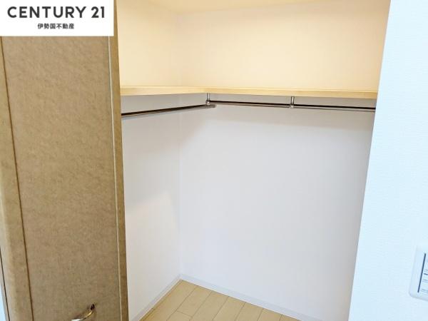 バンベール芝田Ⅱ(収納)