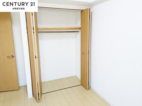 バンベール芝田Ⅱ(収納)