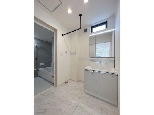 トレステージ三重8丁目　２号棟