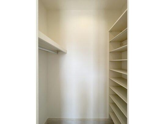 トレステージ三重8丁目　２号棟