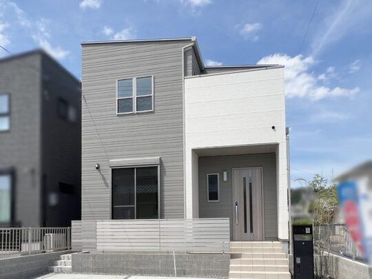 トレステージ三重8丁目　２号棟