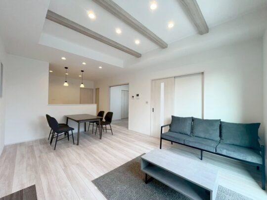 トレステージ三重8丁目　２号棟