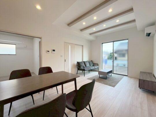 トレステージ三重8丁目　２号棟