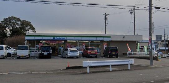 四日市市北小松町の中古一戸建て(ファミリーマート国一うねめ店)