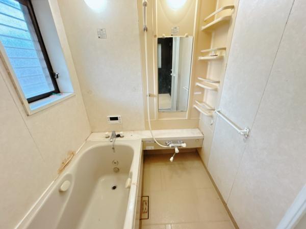 四日市市北小松町の中古一戸建て