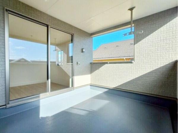 クレイドルガーデン鈴鹿市長太栄町第4　２号棟