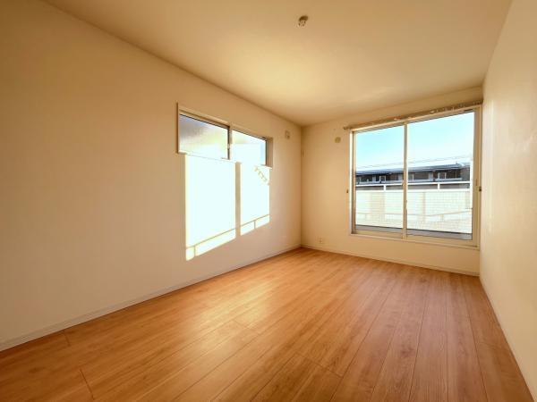 四日市市曙町の中古一戸建て
