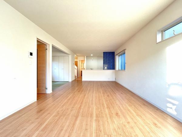 四日市市曙町　中古戸建