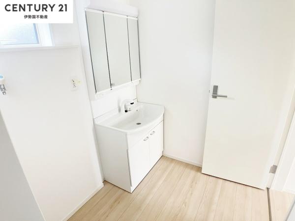 クレイドルガーデン菰野町千草　第3　1号棟