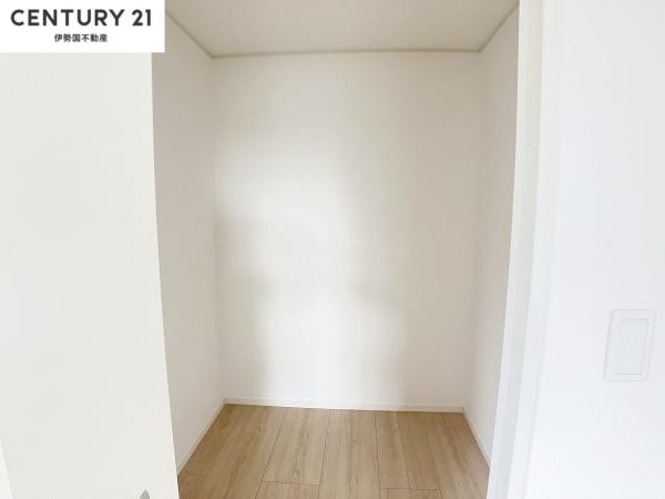クレイドルガーデン菰野町千草　第3　1号棟