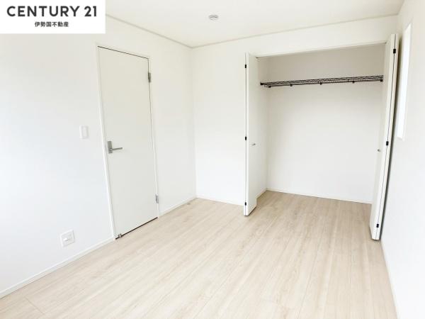 クレイドルガーデン菰野町千草　第3　1号棟