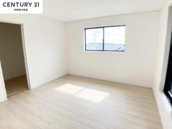 クレイドルガーデン菰野町千草　第3　２号棟