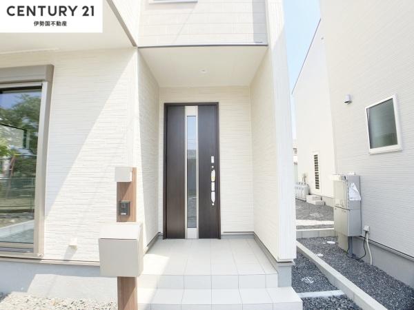 リーブルガーデン四日市市智積町　３号棟