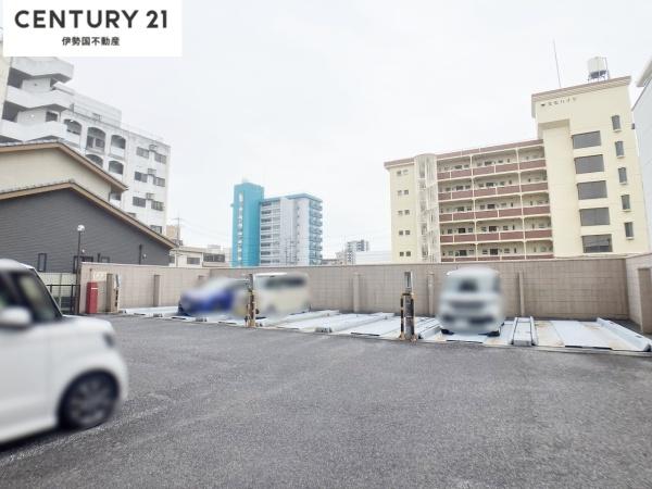 ロイヤルコート堀木