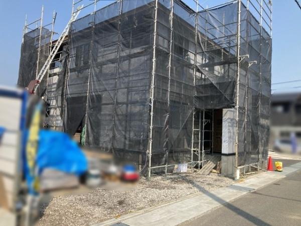 リーブルガーデン四日市市楠町北五味塚第１０　７号棟