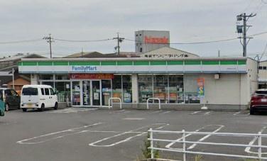 リーブルガーデン四日市市大矢知町第3　１号棟(ファミリーマート四日市山分店)