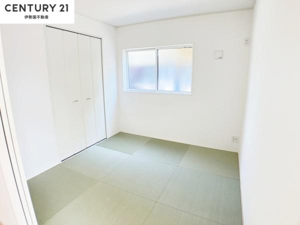 クレイドルガーデン菰野町大羽園紫垣町　第２　１号棟