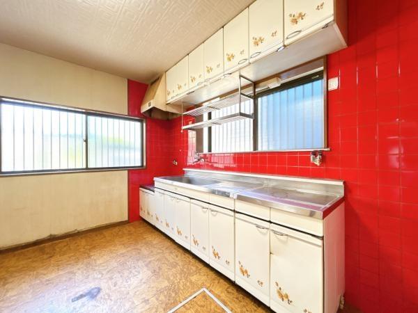 四日市市平津新町の中古一戸建て