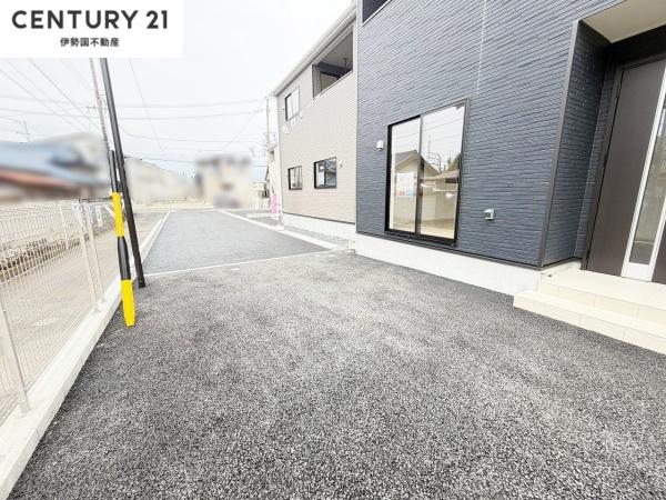 クレイドルガーデン菰野町菰野第13　３号棟