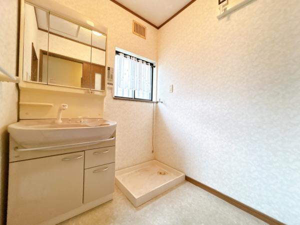三重郡菰野町大字菰野の中古一戸建て