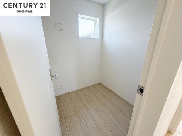 クレイドルガーデン四日市市河原田町　第11　1号棟