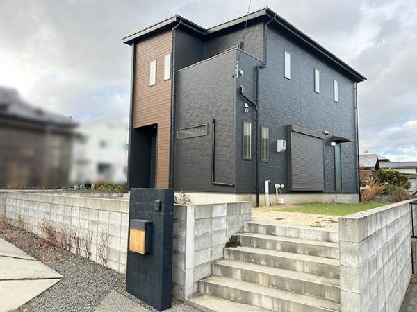亀山市川崎町 中古戸建