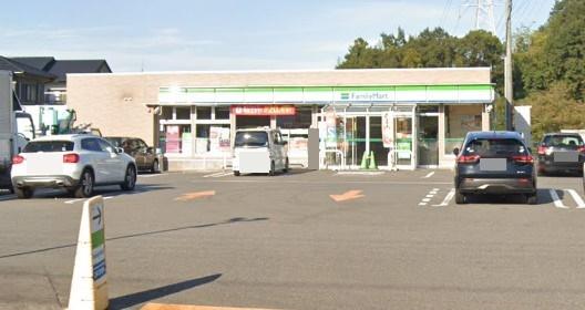 四日市市山城町の中古一戸建て(ファミリーマート四日市あかつき台北店)