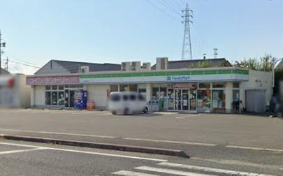 レインボー阿倉川(ファミリーマート四日市東阿倉川店)