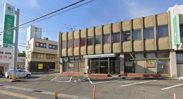 クレイドルガーデン亀山市布気町　第1　２号棟(三十三銀行亀山中央支店)