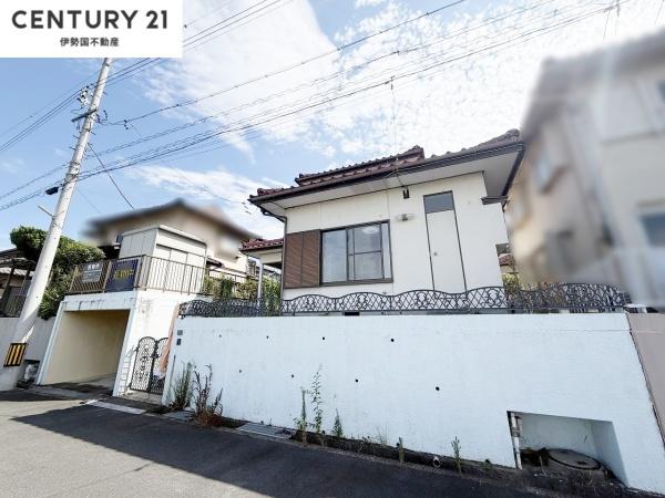 四日市市桜台３丁目の中古一戸建て