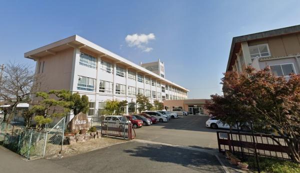 四日市市西富田３丁目の中古一戸建て(四日市市立朝明中学校)
