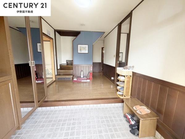 四日市市西富田３丁目の中古一戸建て