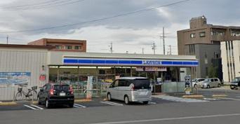 タマタウン日永IV　１号棟(ローソン四日市日永西一丁目店)