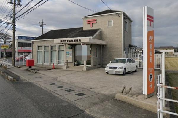 リーブルガーデン四日市市東坂部町　２号棟(四日市東坂部郵便局)