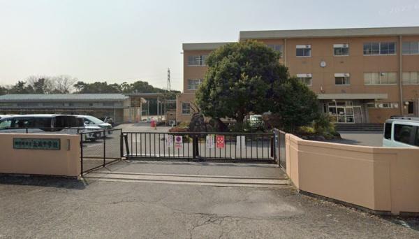 四日市市山之一色町の中古一戸建て(四日市市立大池中学校)