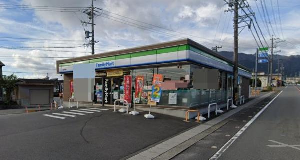 トレステージ菰野町菰野　２号地(ファミリーマート菰野桜野店)